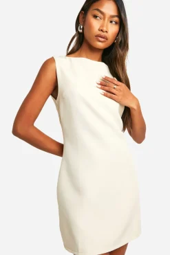 Robe Micro Mini Ajustée à Encolure Fendue et Évasée