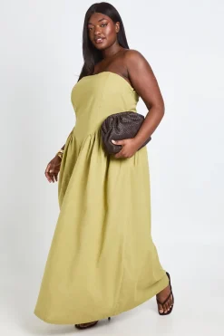 boohoo Robe Midaxi Bandeau Grande Taille<Femme Toutes Les Robes|Robes Patineuses