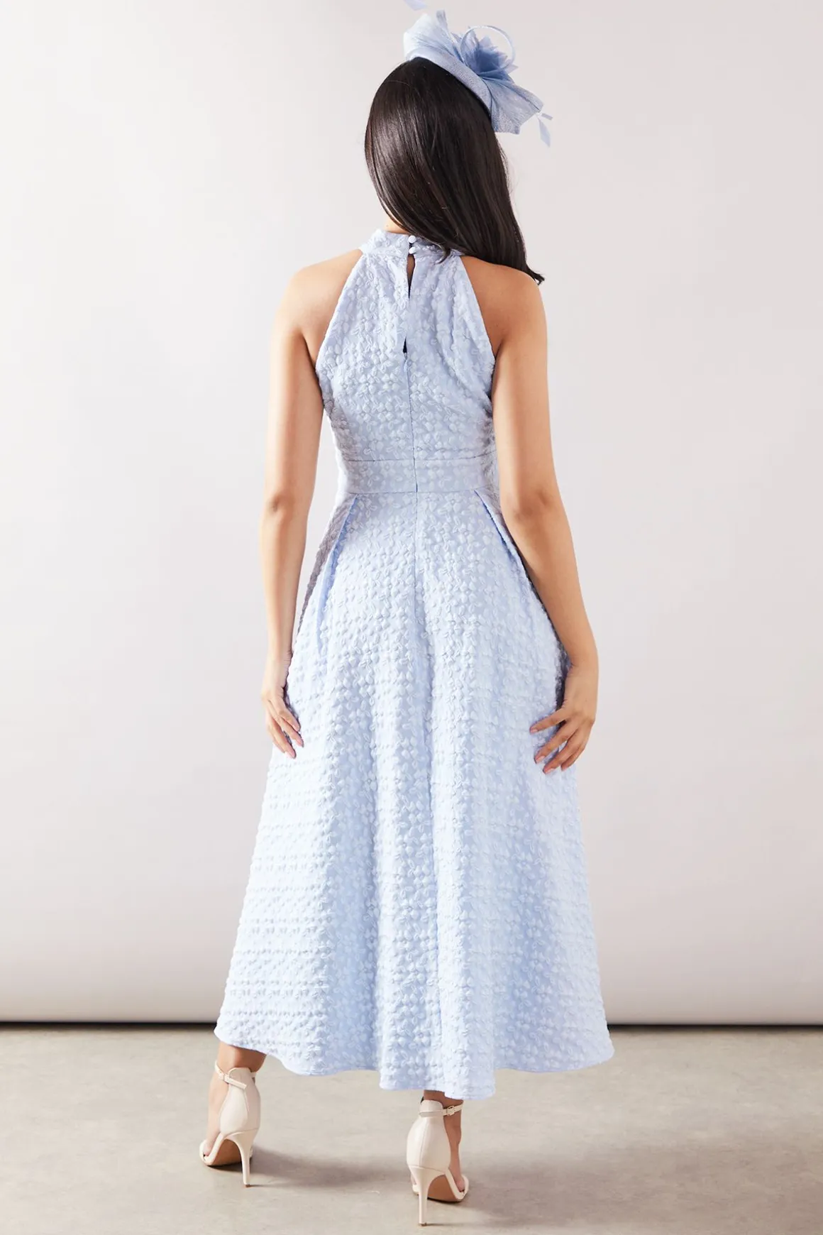 Robe Midaxi à Col Halter en Jacquard Floral Petite
