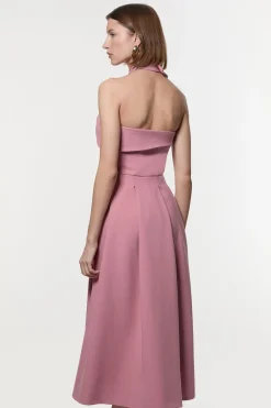 Robe midaxi compacte stretch à encolure halter, ceinturée, à jupe pleine
