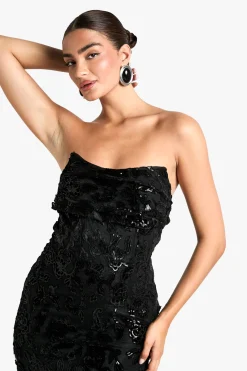 boohoo Robe Midaxi Demask en Dentelle Structurée à Corset<Femme Robes Corset|Satin Et Dentelle