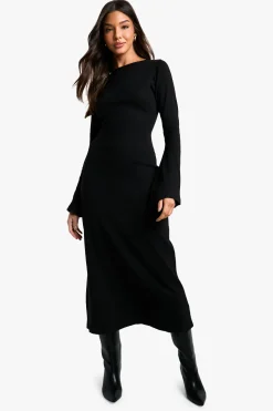 boohoo Robe midaxi à dos noué en côtes<Femme Toutes Les Robes|Robes À Manches Longues