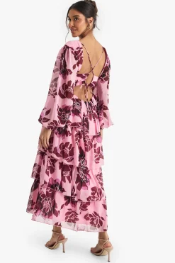 boohoo Robe Midaxi en Chiffon Floral à Décolleté Plongeant et Volants<Femme Robes À Manches Longues|Robes