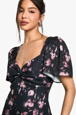 Robe midaxi en chiffon à imprimé floral avec manches d'ange