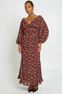 boohoo Robe Midaxi En Mousseline Motif Paisley Grande Taille<Femme Toutes Les Robes|Robes À Manches Longues