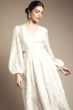 Robe Midaxi en Mousseline à Sequins et Motifs Floraux