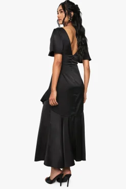 boohoo Robe midaxi en satin à manches d'ange<Femme Satin Et Dentelle|Robes