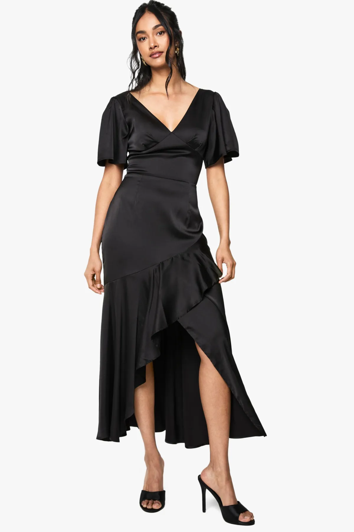 boohoo Robe midaxi en satin à manches d'ange<Femme Satin Et Dentelle|Robes