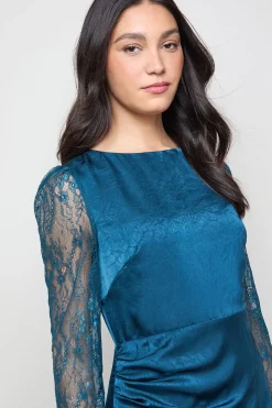 Robe Midaxi en Satin à Manches en Dentelle et Fente Devant