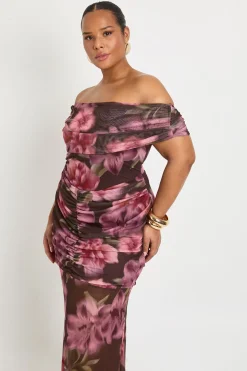 Robe Midaxi Grande Taille à Encolure Bardot et Corps Froncé