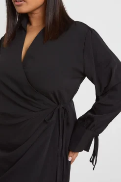 boohoo Robe Midaxi Grande Taille Portefeuille Nouée en Tissu Tissé<Femme Robes À Manches Longues|Robes