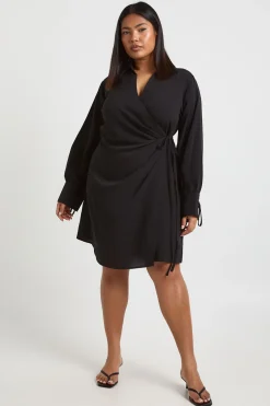 boohoo Robe Midaxi Grande Taille Portefeuille Nouée en Tissu Tissé<Femme Robes À Manches Longues|Robes