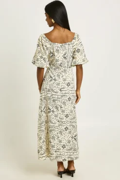 Robe Midaxi À Imprimé Paisley Avec Finitions En Dentelle