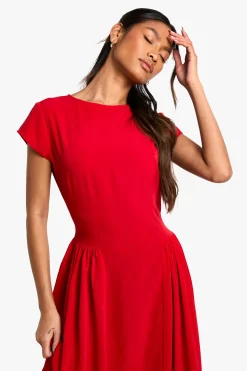 Robe midaxi à jupe volumineuse texturée