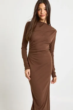 Robe midaxi à manches longues froncée