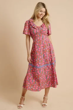 Robe Midaxi À Manches Papillon Multiples Avec Encolure À Volants Et Bordure En Dentelle