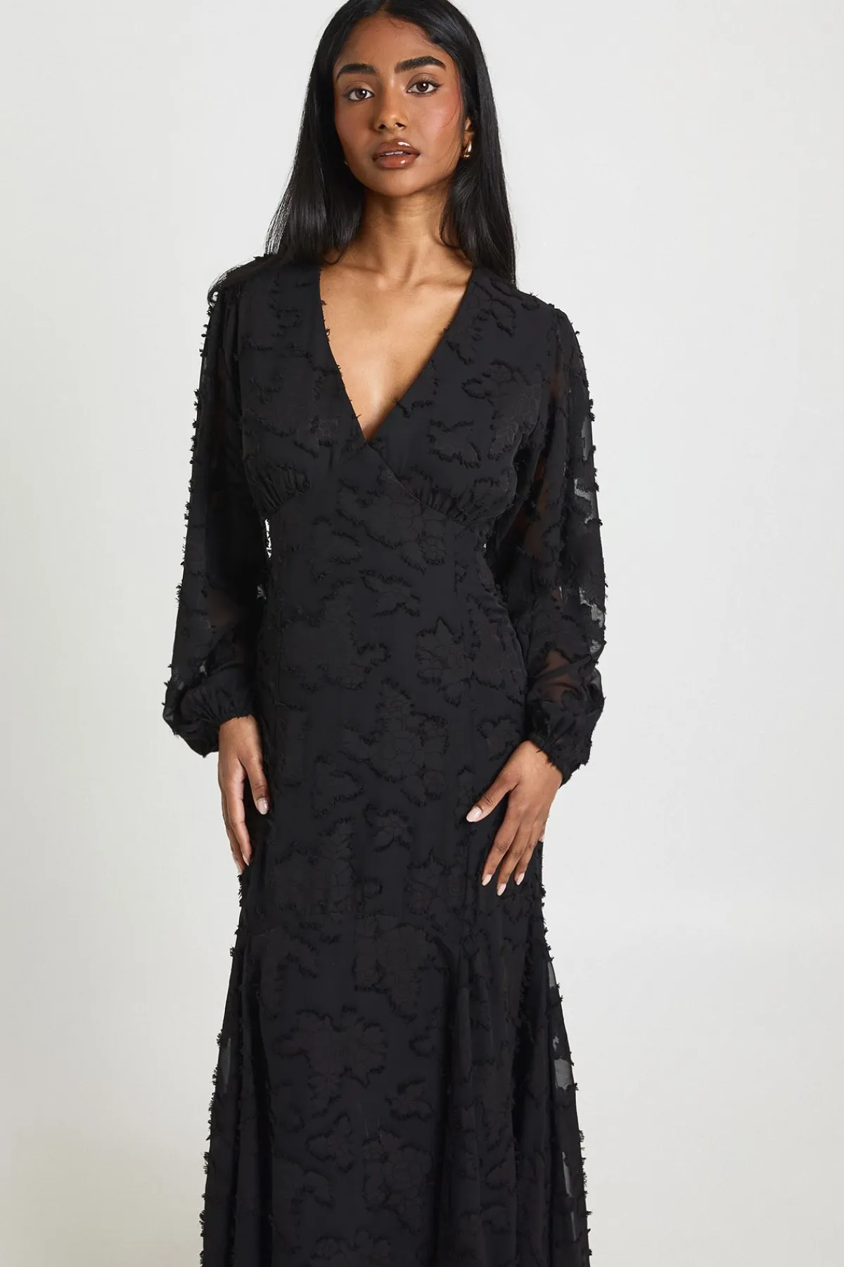 boohoo Robe Midaxi à Manches Évasées Motif Floral Dévoré<Femme Robes Patineuses|Robes À Manches Longues