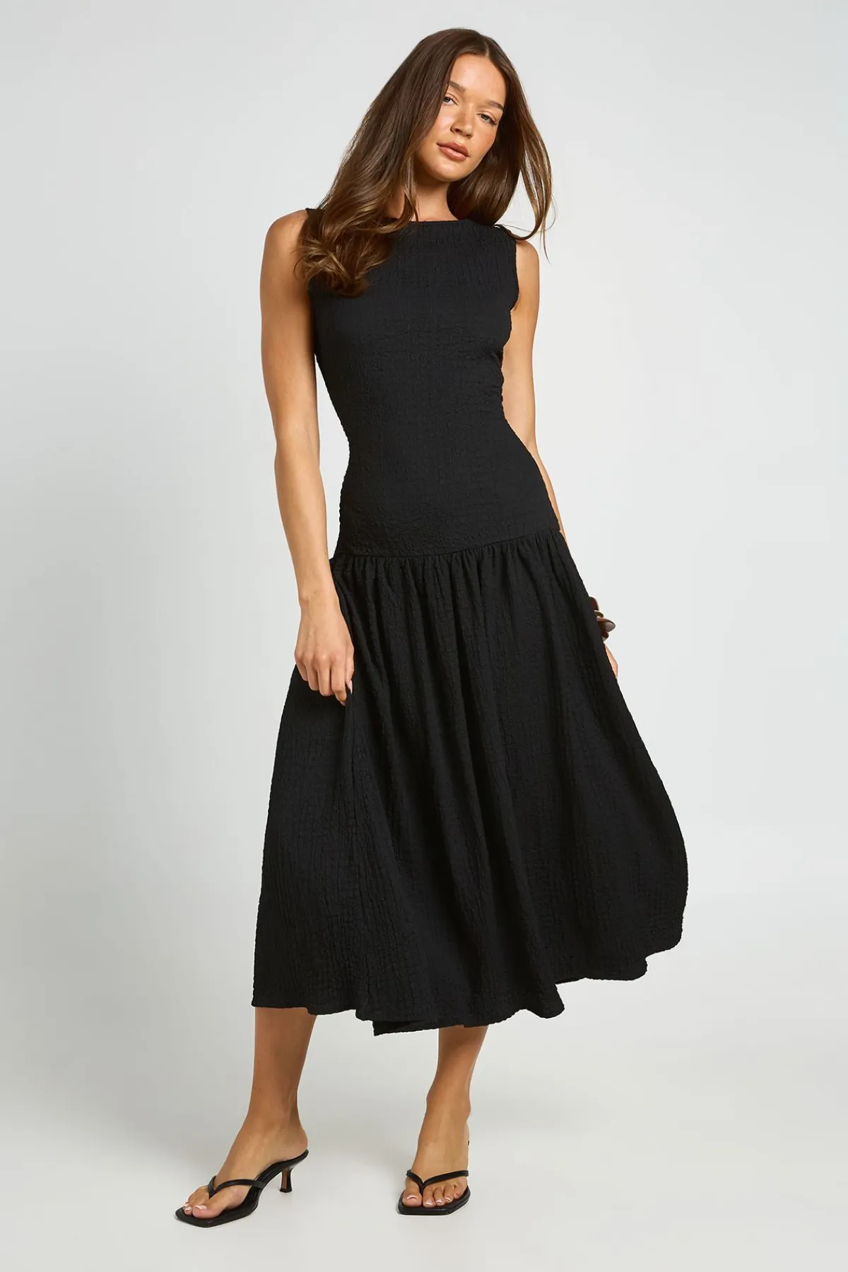 boohoo Robe Midaxi À Ourlet Péplum Texturé<Femme Toutes Les Robes|Robes Patineuses