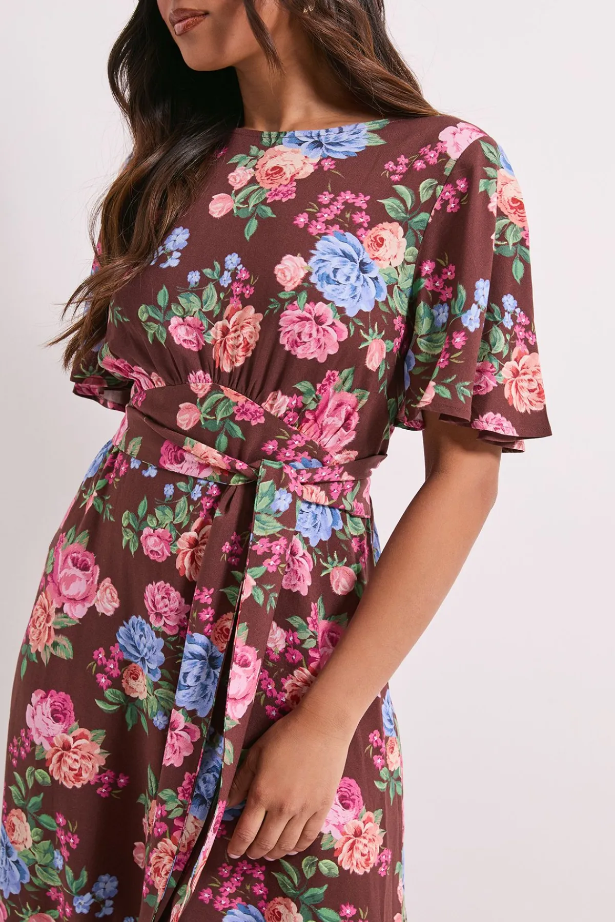 Dorothy Perkins Robe Midaxi Petite à Motifs Floraux avec Couture Empire et Manches Évasées<Femme Toutes Les Robes|Robes D’Automne
