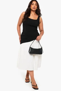 boohoo Robe midaxi Plus à asymétrie et ourlet contrasté<Femme Robes|Toutes Les Robes