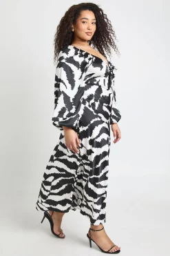boohoo Robe Midaxi Satinée à Manches Volumineuses Imprimé Animalier Mixte Grande Taille<Femme Satin Et Dentelle|Robes Patineuses