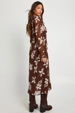boohoo Robe midaxi smock en chiffon fleuri<Femme Looks Chocolat|Robes À Manches Longues