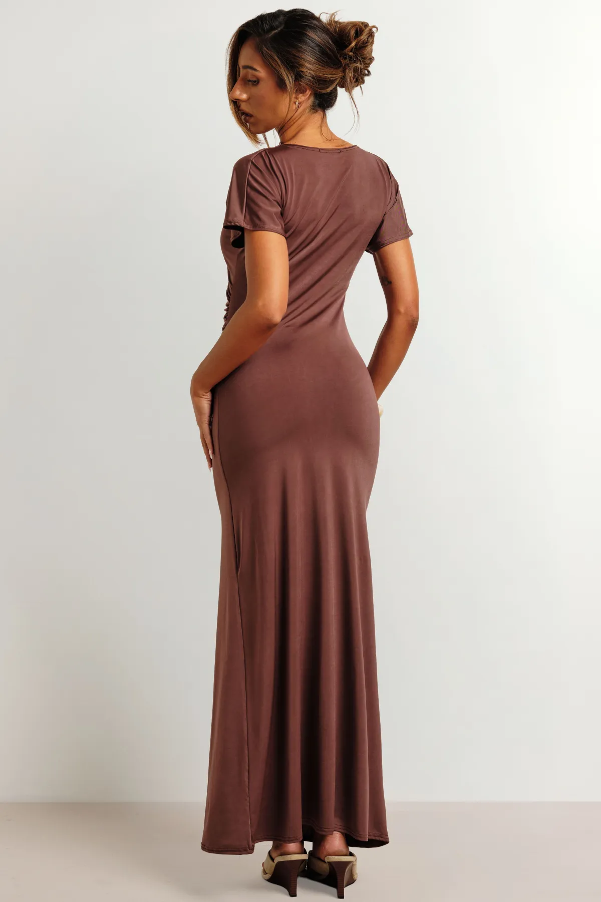 boohoo Robe Midaxi Super Douce À Taille Froncée<Femme Toutes Les Robes|Robes Longues