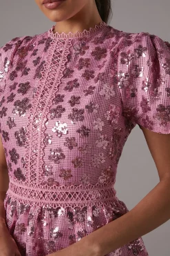 Coast Robe Midaxi Étagée à Manches Courtes avec Sequins Floraux<Femme Toutes Les Robes|Robes Mi-Longues