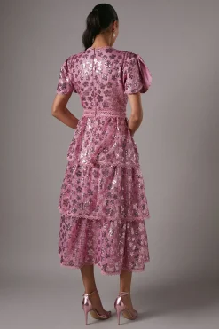 Coast Robe Midaxi Étagée à Manches Courtes avec Sequins Floraux<Femme Toutes Les Robes|Robes Mi-Longues