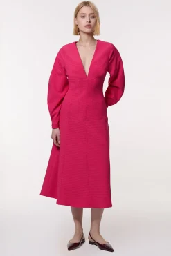 KarenMillen Robe midaxi texturée, ajustée, à taille basse et à manches<Femme Tailleurs|Robes À Manches Longues