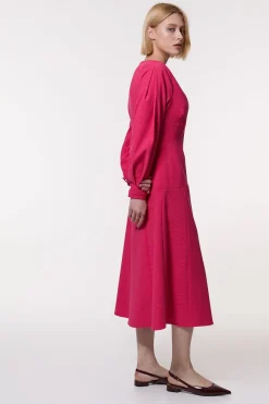 KarenMillen Robe midaxi texturée, ajustée, à taille basse et à manches<Femme Tailleurs|Robes À Manches Longues