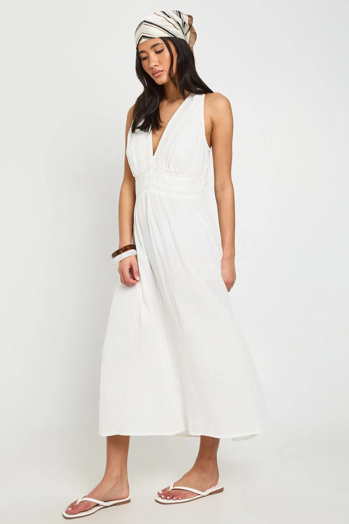 boohoo Robe Midaxi Texturée Avec Bordure En Dentelle<Femme Satin Et Dentelle|Robes Patineuses