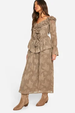 Robe midaxi texturée avec volants à l'avant