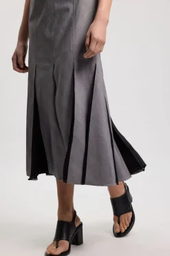 KarenMillen Robe Midi Ajustée À Carreaux Avec Détails Godets<Femme Robes|Robes Mi-Longues