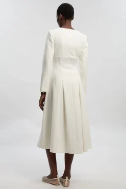 Robe Midi Ajustée à Décolleté Cœur en Tissu Stretch