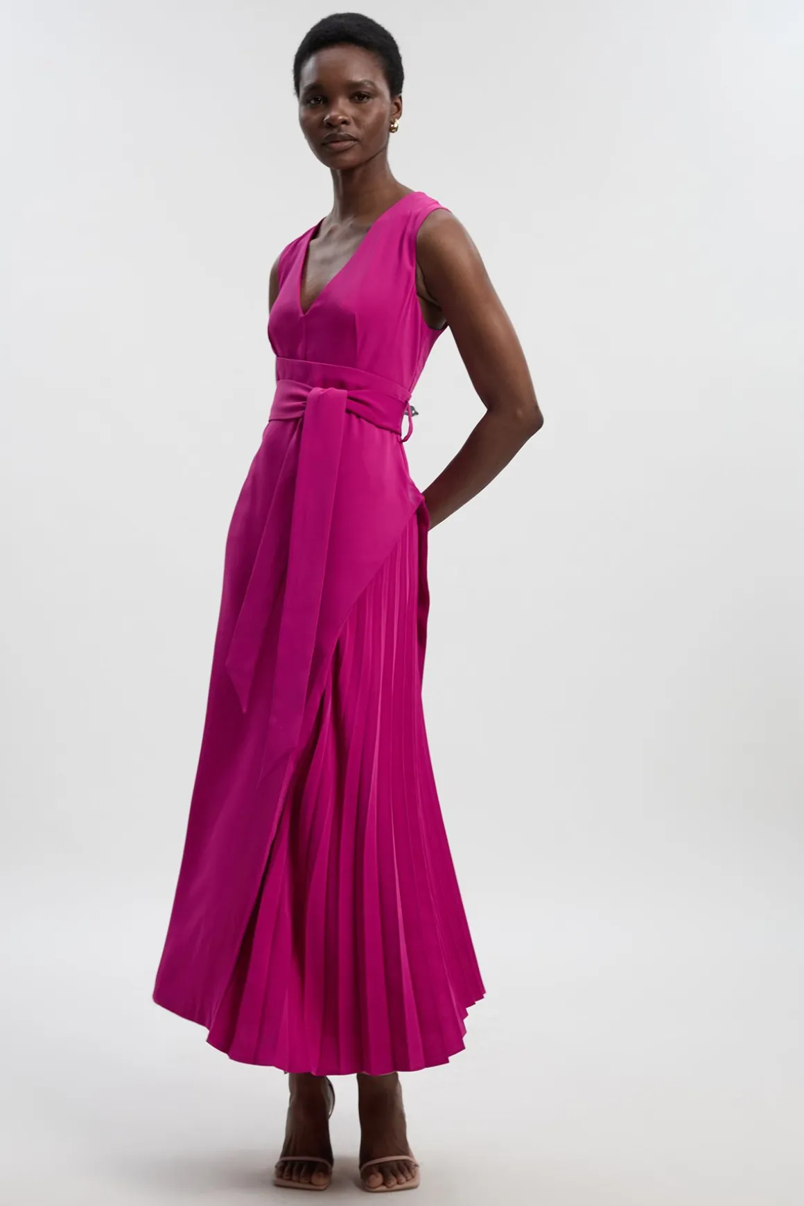 Robe Midi Ajustée Douce à Plis Latéraux