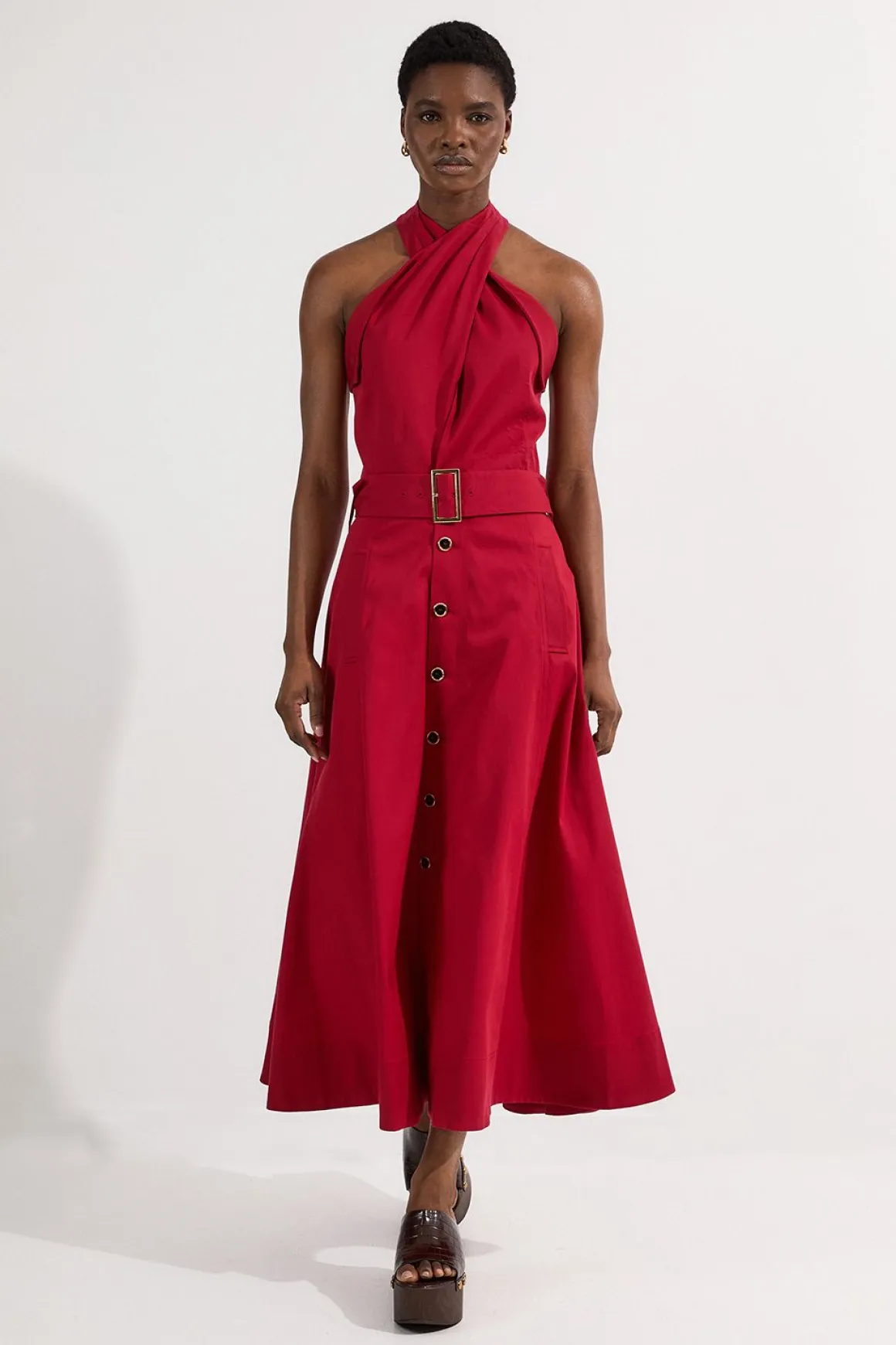 Robe Midi Ajustée en Coton Poli avec Ceinture et Décolleté Dos-Nu à Jupe Évasée