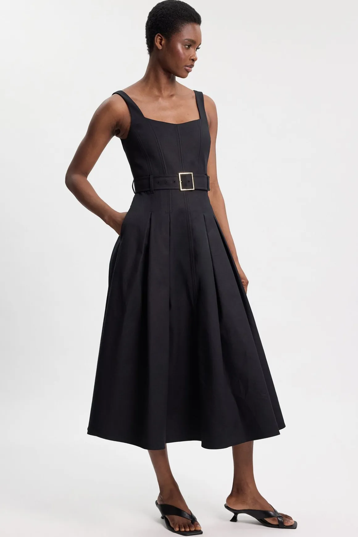 Robe Midi Ajustée En Coton Premium Avec Ceinture À Boucle Petite