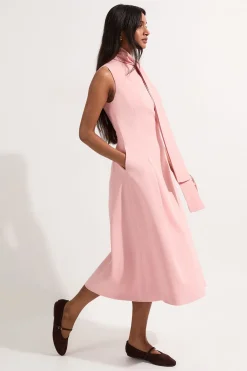 KarenMillen Robe midi ajustée en viscose extensible compacte à col noué et jupe pleine<Femme Robes|Robes Mi-Longues