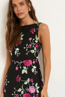 Robe Midi Ajustée Et Évasée En Tulle Brodé De Fleurs