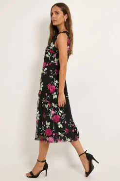 Robe Midi Ajustée Et Évasée En Tulle Brodé De Fleurs