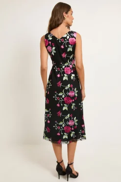 Robe Midi Ajustée Et Évasée En Tulle Brodé De Fleurs