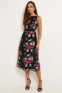 Robe Midi Ajustée Et Évasée En Tulle Brodé De Fleurs