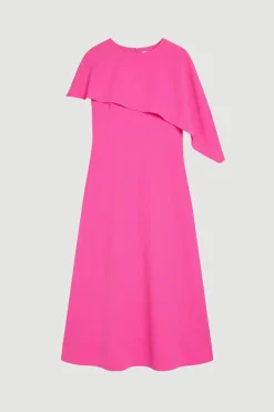 Robe Midi Ajustée Grande Taille Avec Détail Cape Structurée Douce