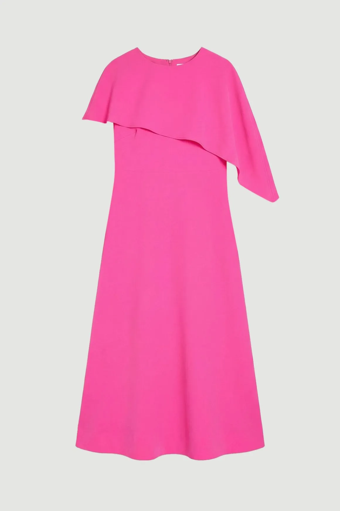 Robe Midi Ajustée Grande Taille Avec Détail Cape Structurée Douce