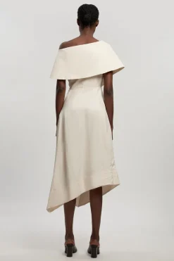Robe Midi Ajustée À Jupe Ample Et Encolure Asymétrique En Viscose Lin Premium Petite