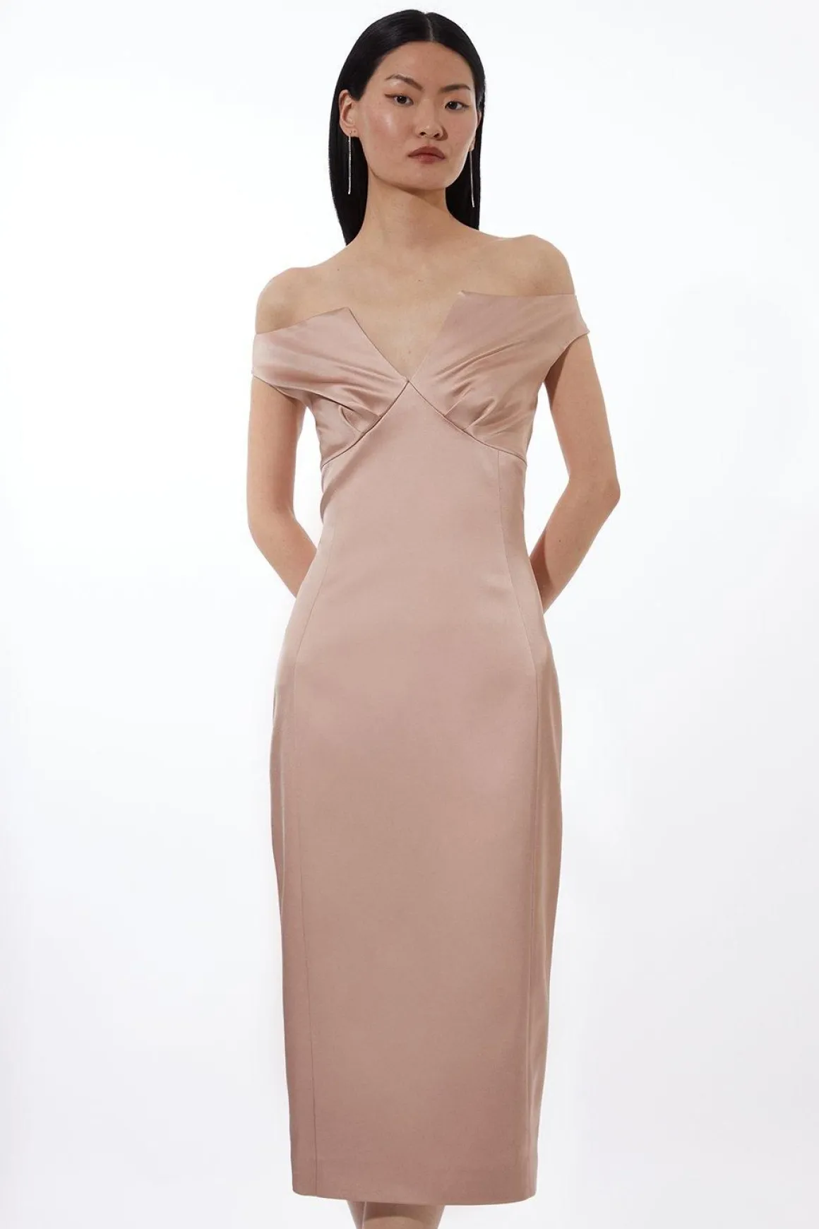 Robe Midi Ajustée Épaules Dénudées à Panneaux en Satin Italien