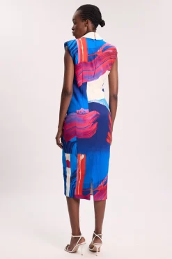 Robe Midi Ajustée Sans Manches À Col Bénitier Et Finition Soignée