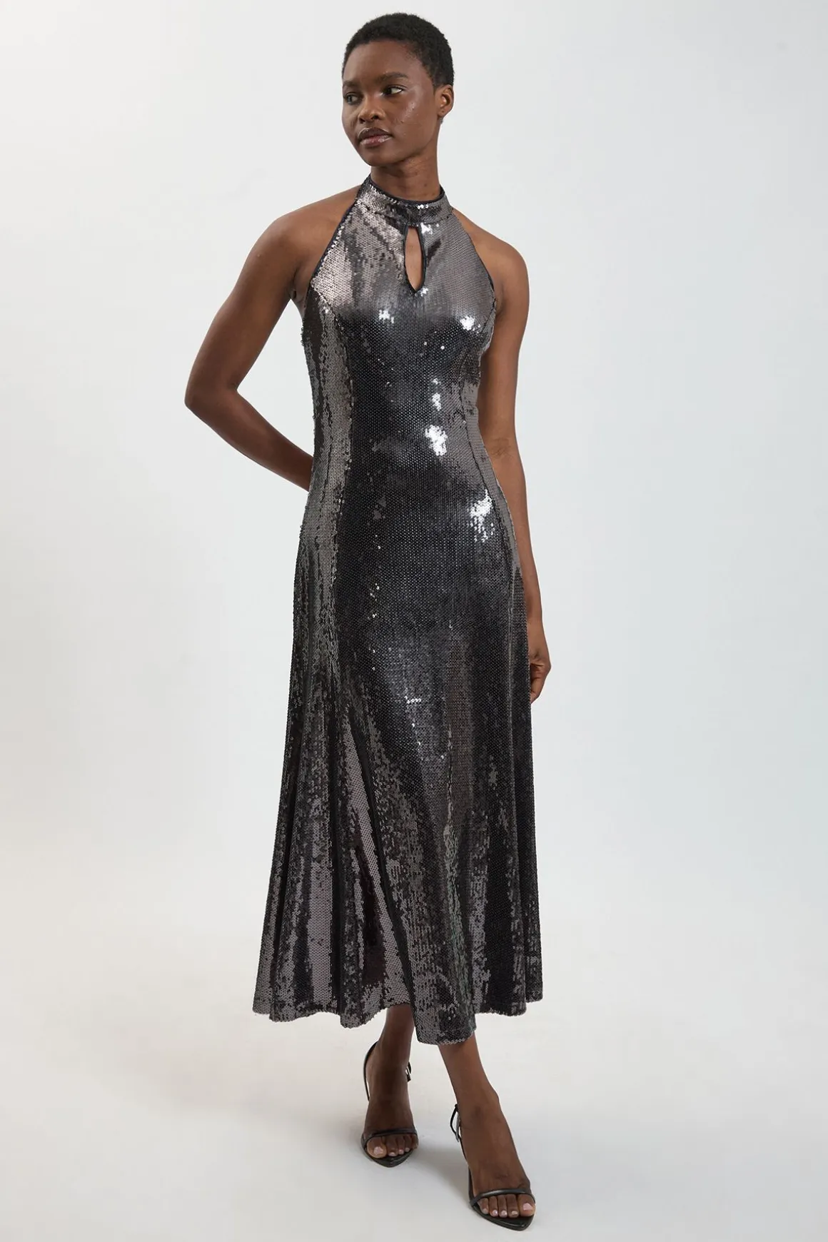 Robe Midi Ajustée Évasée À Sequins Avec Ouverture