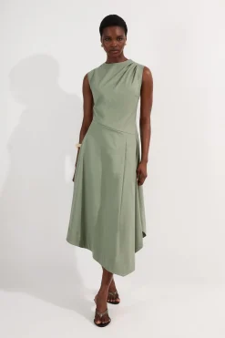 Robe midi asymétrique à corsage drapé ajusté